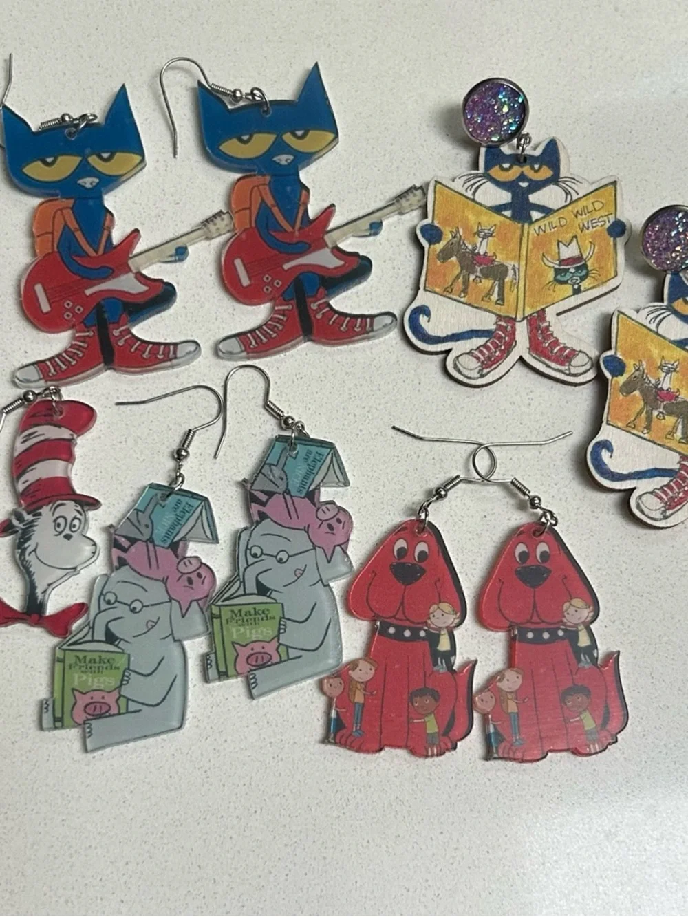5 pairs of character earrings